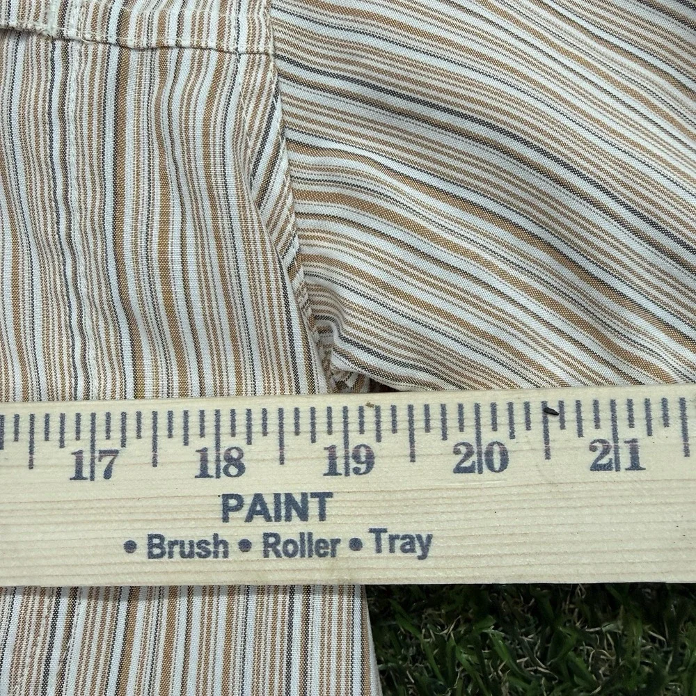 The North Face Mens Medium Striped Button Up Short Sleeve Shirt Outdoor